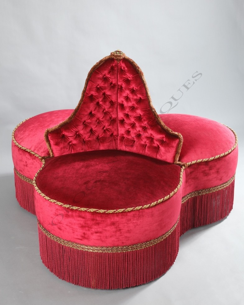 Napoleon III period circular couch