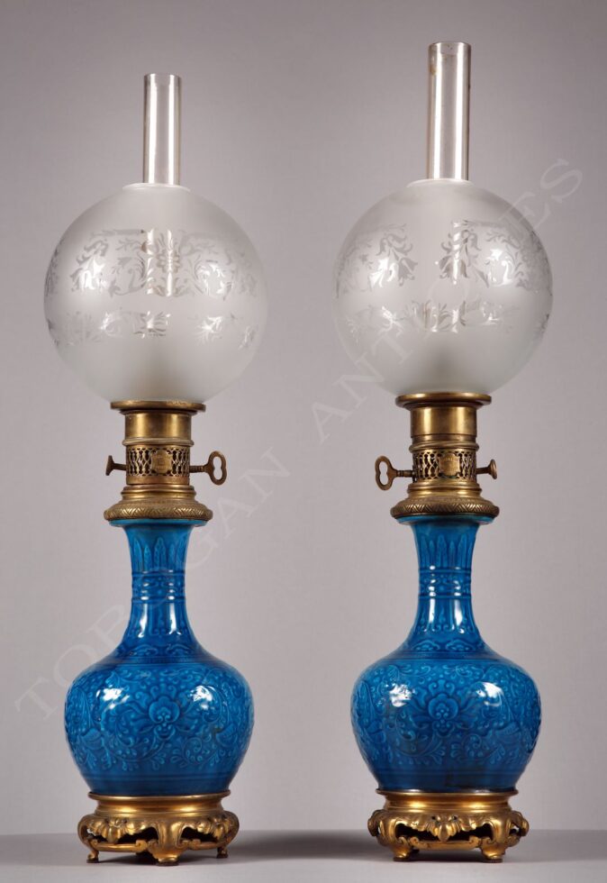 T. Deck<br />Paire de lampes Orientalistes