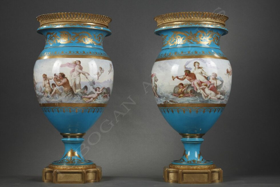 Paire de Vases « Neptune et Vénus »