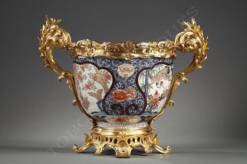 Cache-pot Imari – Tobogan Antiques – Antiquaire Paris 8ème_07