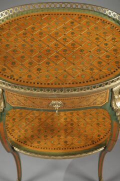 Table de salon style Louis XV d’après RVLC – signée G. Durand – Tobogan Antiques – Antiquaire Paris 8ème-5