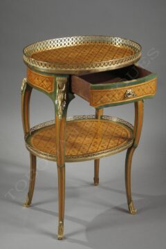 Table de salon style Louis XV d’après RVLC – signée G. Durand – Tobogan Antiques – Antiquaire Paris 8ème-9
