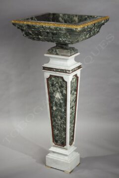 Paire de vasques sur gaine en marbre et bronze doré – Tobogan Antiques – Antiquaire Paris 8ème-7