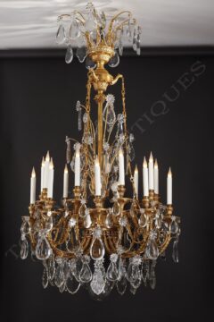 Lustre aux Griffons en bronze doré et cristal – Attribué à H. Vian et Baccarat – Tobogan Antiques – Antiquaire Paris 8ème-3