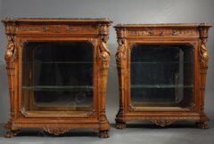 Paire de vitrines neo-Renaissance, France, circa 1890 – Attribué à H-A Fourdinois – Antiquaire Paris 8ème-9