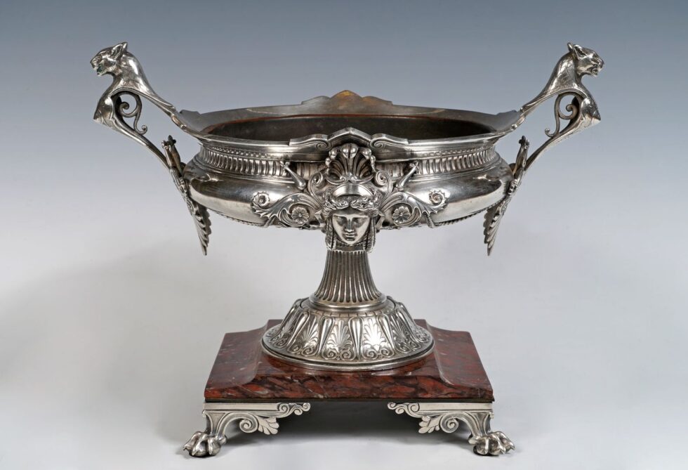 G. Servant <br> Coupe néo-Grecque