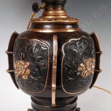 Paire de lampes en bronze – Tobogan Antiques – Antiquaire Paris 8ème-1