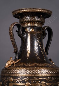 Vase néo-Grec par F. Levillain et F. Barbedienne – Tobogan Antiques – Antiquaire Paris 8ème-2