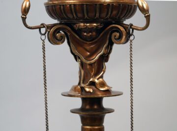 Paire de lampadaires néo-grecs en bronze par F. Barbedienne – Tobogan Antiques – Antiquaire Paris 8ème-2