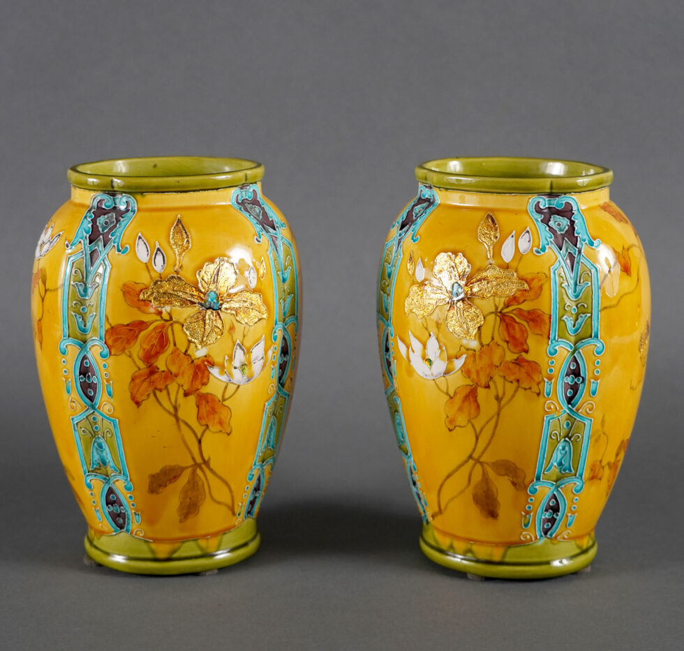 Gien <br/> Pair of Vases with Bouquets
