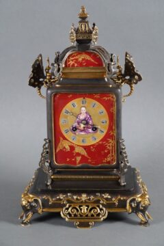 Pendule Japonisante au Musicien – attribuée à l’Escalier de Cristal – Tobogan Antiques – Antiquaire Paris 8ème-7
