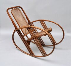 Fauteuil à bascule Oeuf par la Société Anonyme Antonio Volpe – Tobogan Antiques – Antiquaire Paris 8ème-7