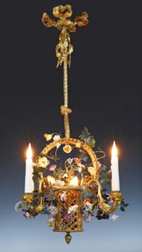 H. Vian <br/> Lustre au Bouquet fleuri et ses appliques