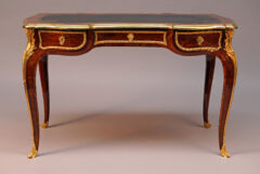 Bureau de style Louis XV par Wassmus – Tobogan Antiques – Antiquaire Paris 8ème-10