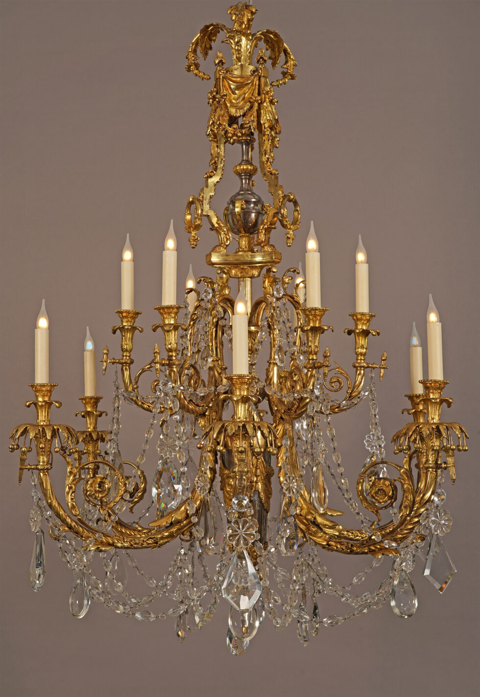 Lacarrière, Delatour et Cie <br/> Lustre aux acanthes