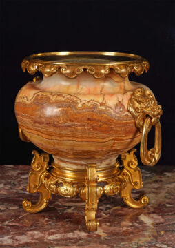 Coupe japonisante en onyx et bronze doré par H. Journet – Tobogan Antiques – Antiquaire Paris 8eme-6