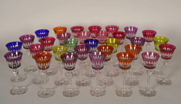 Ensemble de 31 verres Roemer modèle Piccadilly de Baccarat – Tobogan Antiques – Antiquaire Paris 8eme-10