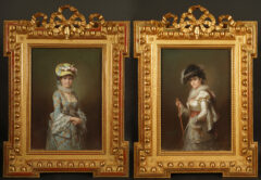Paire de pastels représentant des Jeunes Femmes signés C.-J. Brochart – Tobogan Antiques – Antiquaire Paris 8eme-17