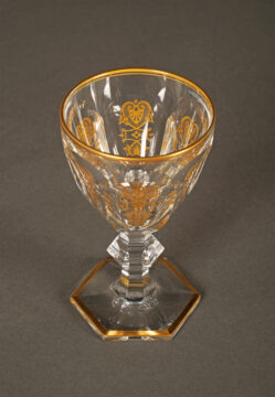 Partie de service en cristal modèle Harcourt Empire de Baccarat – Tobogan Antiques – Antiquaire Paris 8eme-10