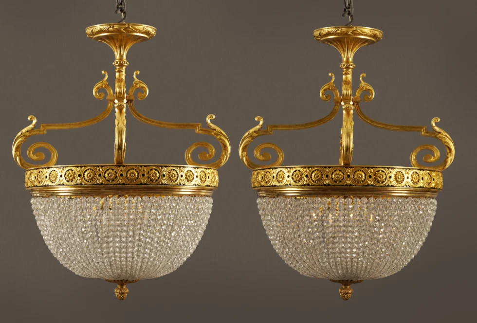 Baguès <br/> Paire de lustres corbeille