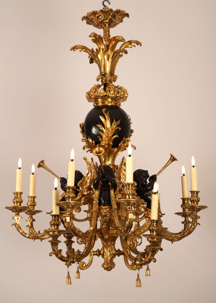 Maison Graux-Marly <br/> Lustre aux putti musiciens