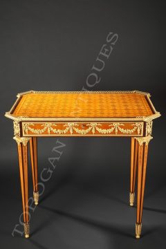 table-marquetee