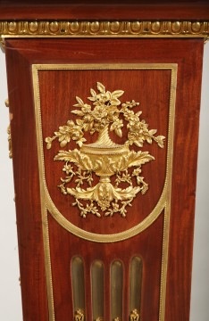Gaine d’applique de style Louis XVI Tobogan Antiques Paris antiquités XIXe siècle