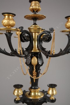 Paire de candélabres néo-Grecs bronze Servant Tobogan Antiques Paris antiquités XIXe siècle