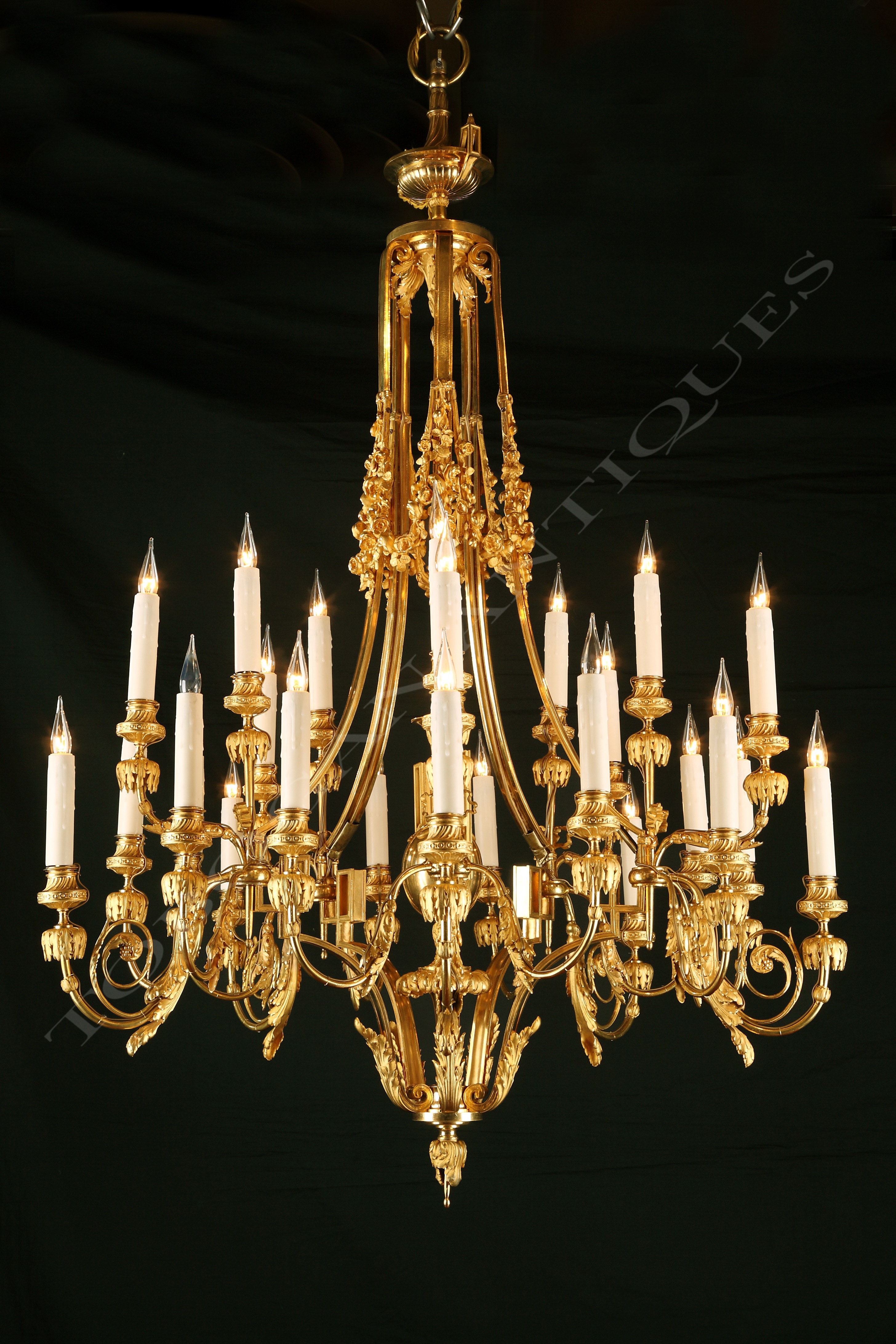 F. Barbedienne<br />Neoclassical chandelier